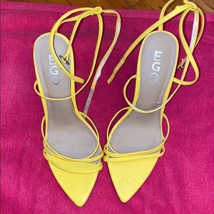 Yellow heel 💛